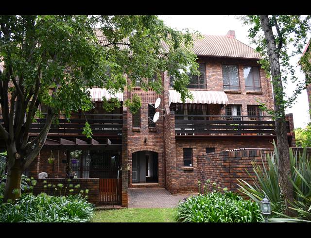 2 BEDROOM APARTMENT BLOCK RENTED IN ELDORAIGNE
